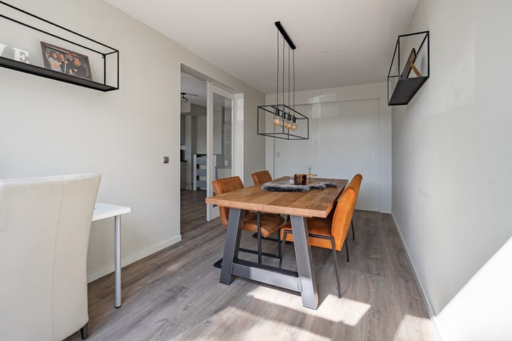 Foto 13 van Roserije 209-A