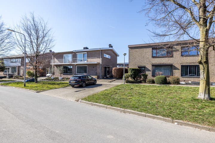 Foto 33 van de Lingestraat 11