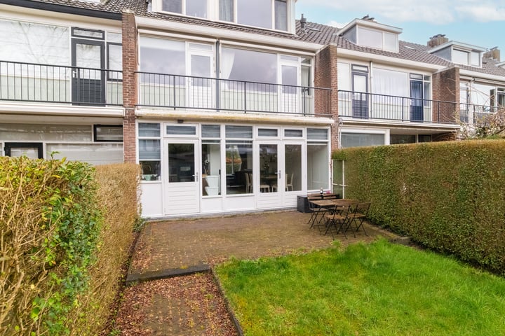 Foto 1 van Von Weberlaan 24