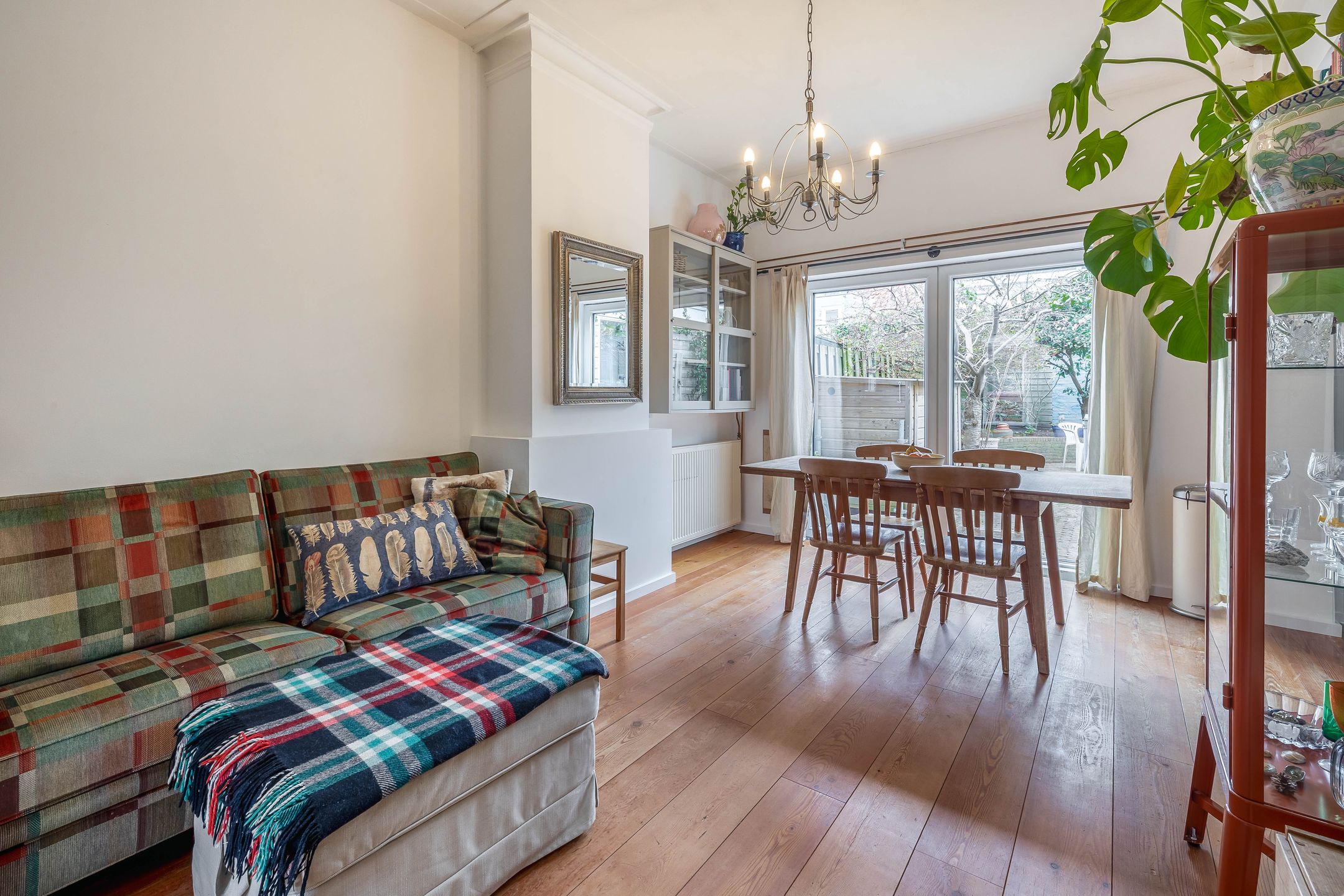 Foto 18 van Waldeck Pyrmontstraat 14-ZW