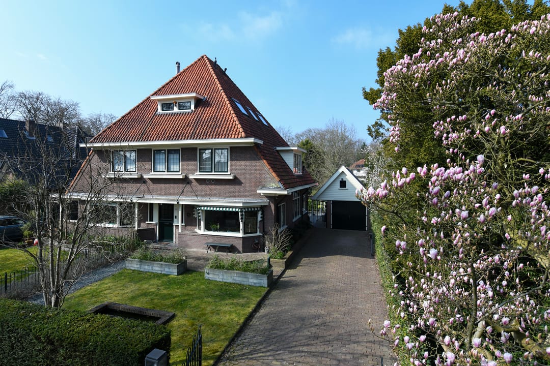 Photo 1 of Torenlaan 12