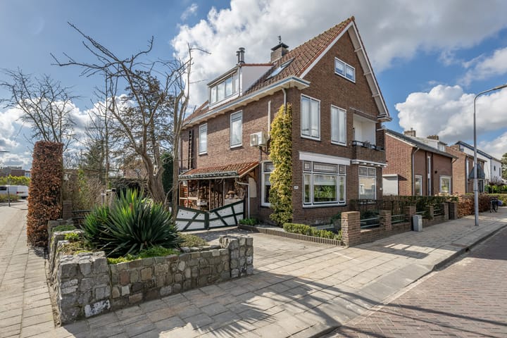 Foto 14 van Juliana van Stolberglaan 21