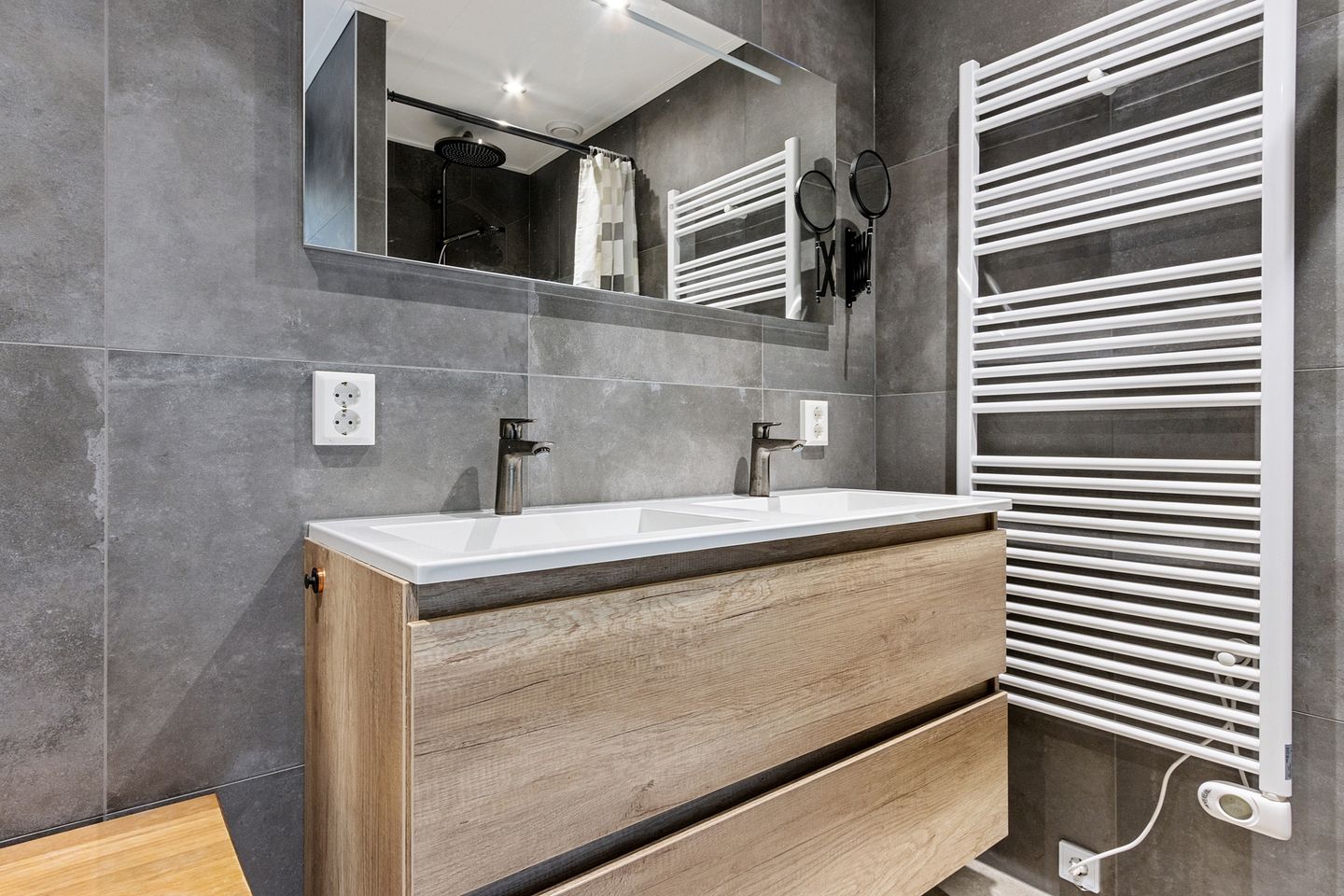 Foto 20 van Burgemeester van Gerrevinklaan 19