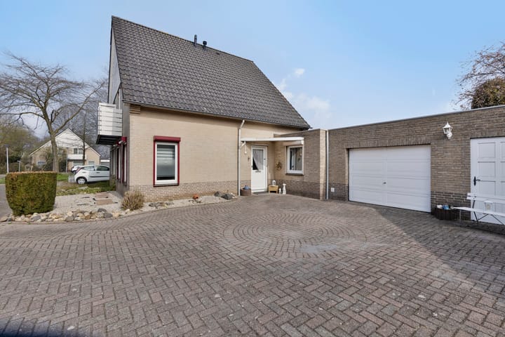 Foto 9 van Postsleperstraat 2