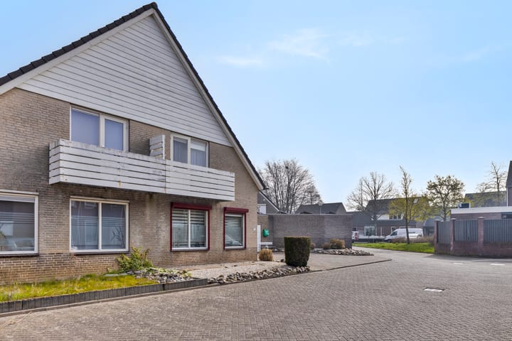 Foto 8 van Postsleperstraat 2