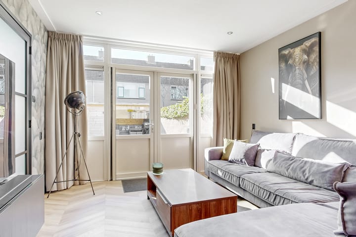 Foto 9 van Bachstraat 5