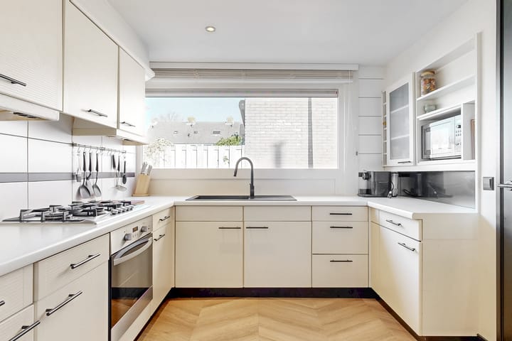 Foto 12 van Bachstraat 5