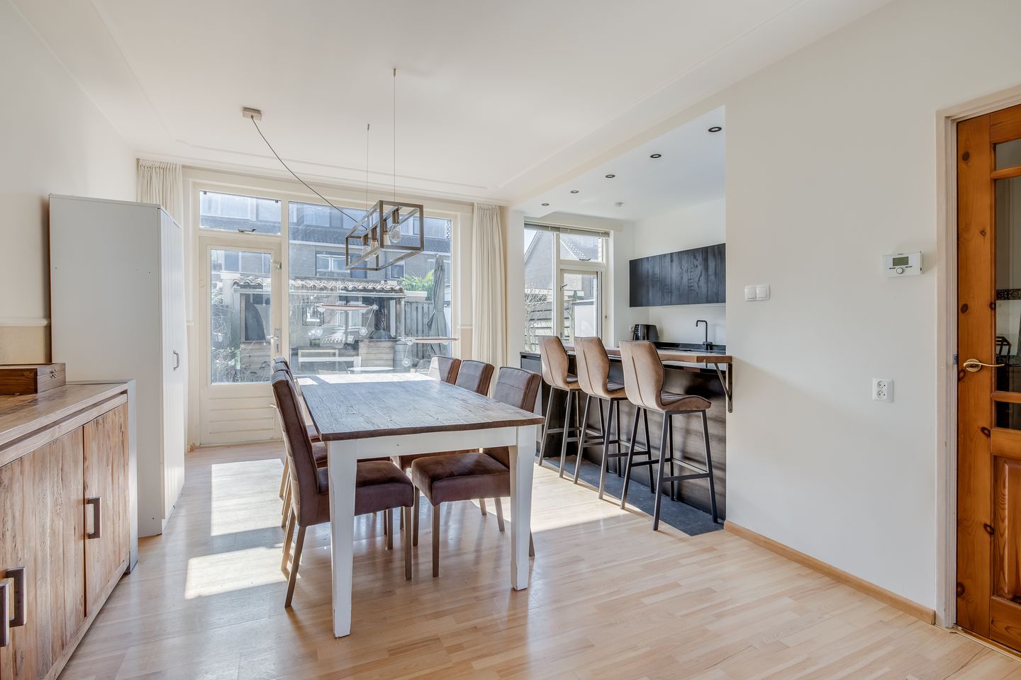 Foto 10 van Curielaan 11