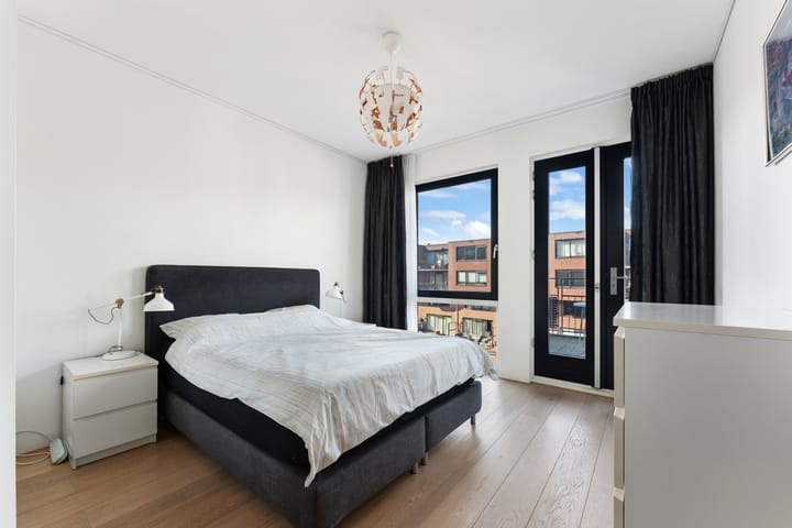 Foto 22 van Rochussenstraat 179-B