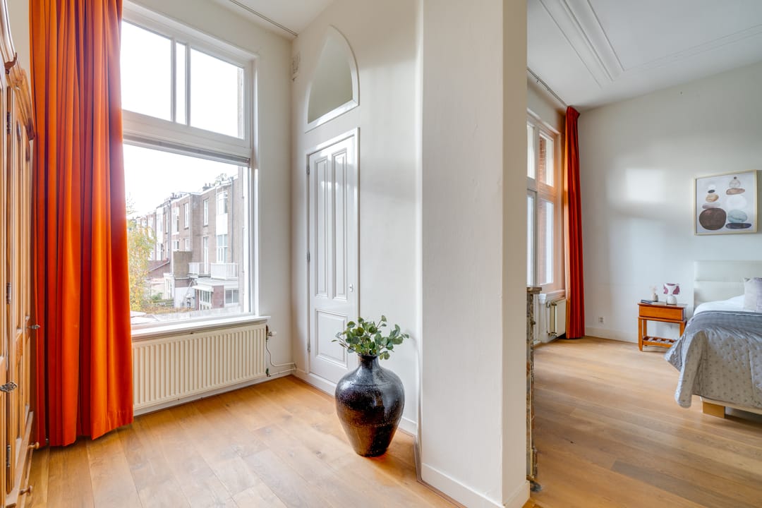 Photo 37 of Cornelis Schuytstraat 62