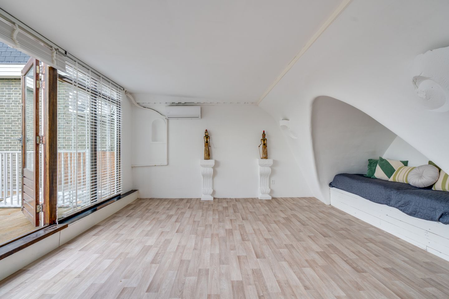 Photo 80 of Cornelis Schuytstraat 62