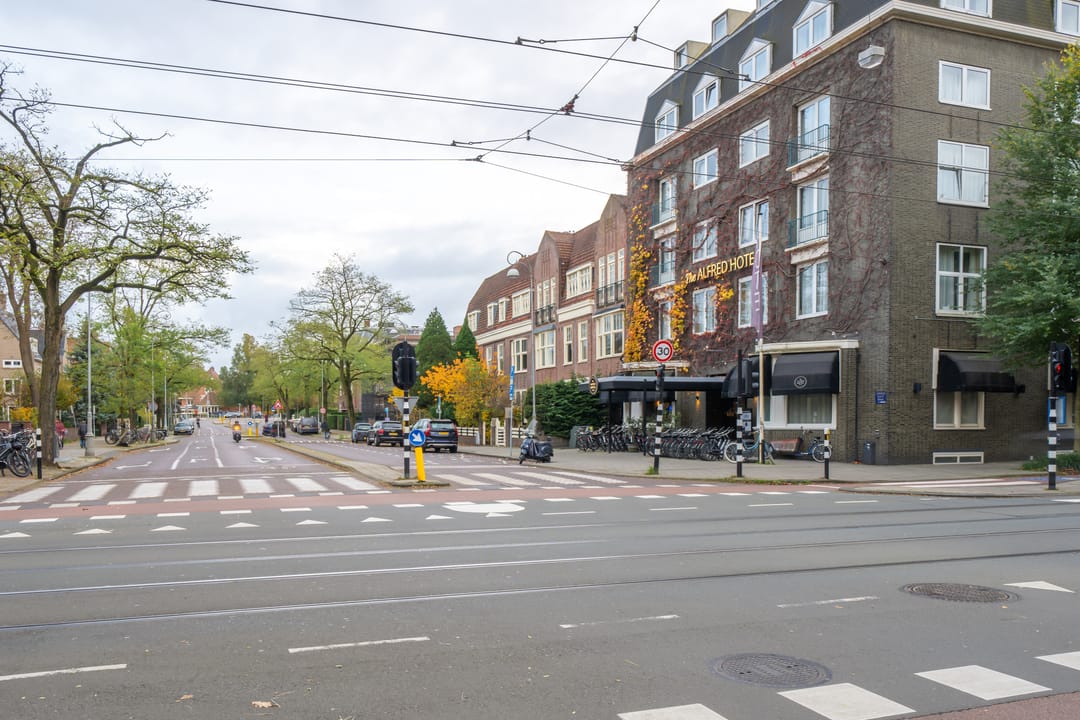 Photo 98 of Cornelis Schuytstraat 62