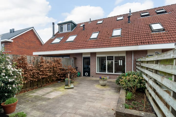 Foto 3 van Arnoud Voetlaan 7