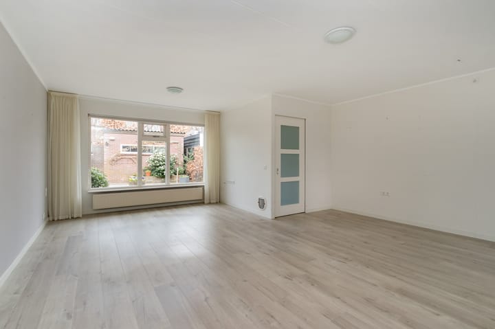 Foto 4 van Arnoud Voetlaan 7