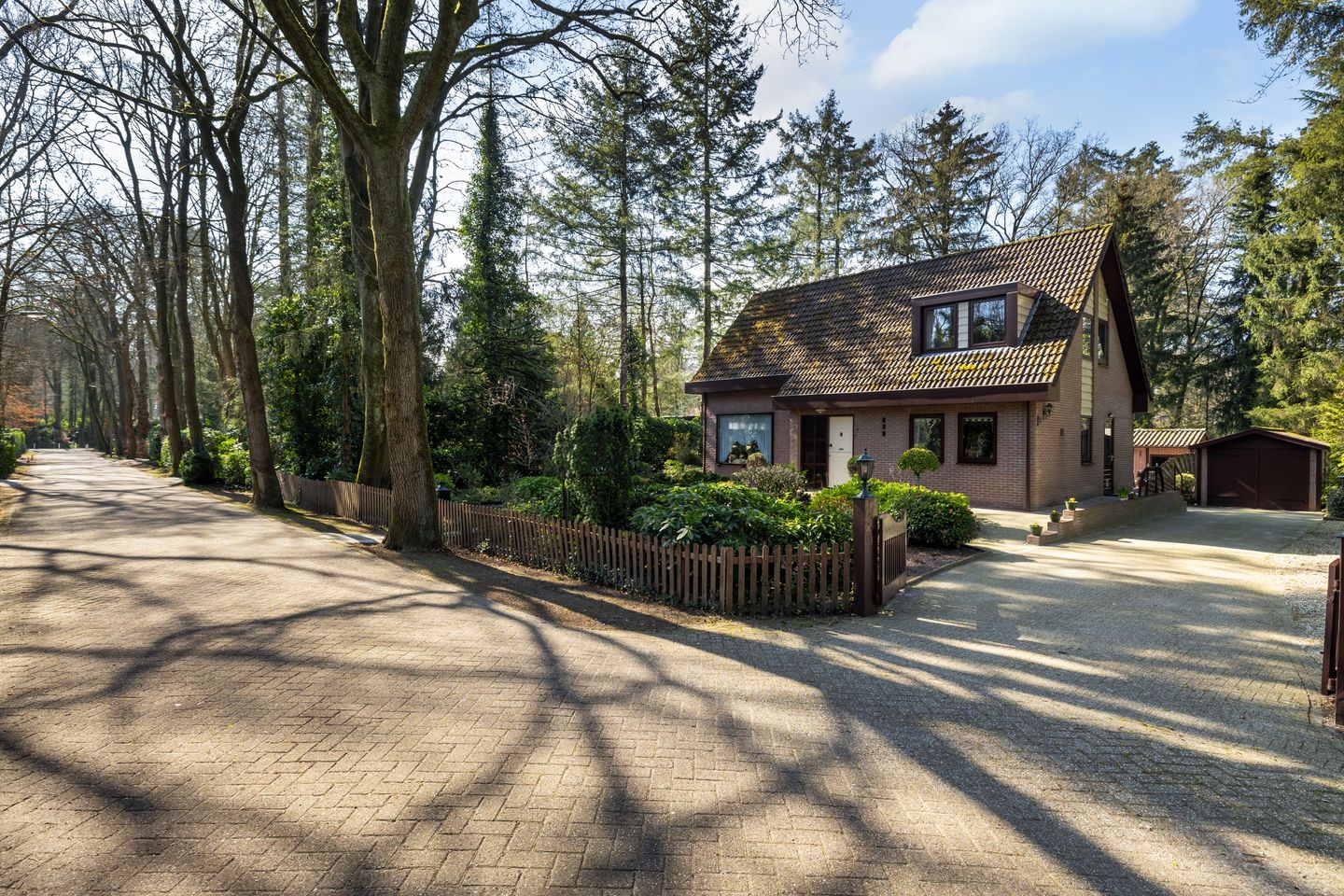 Photo 40 of Nieuwe Laaklaan 1-C