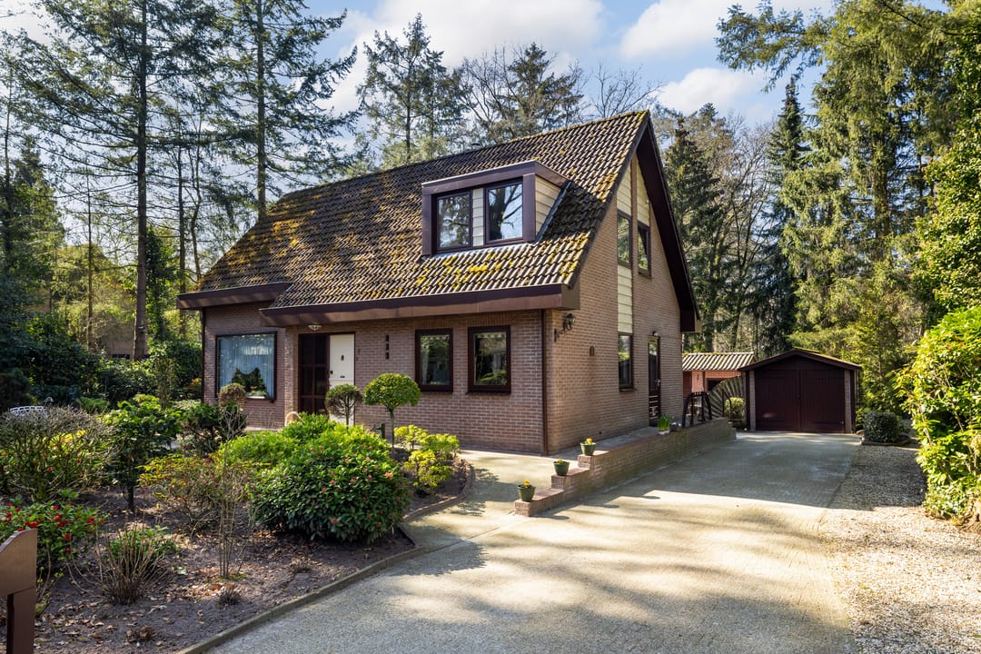 Photo 37 of Nieuwe Laaklaan 1-C