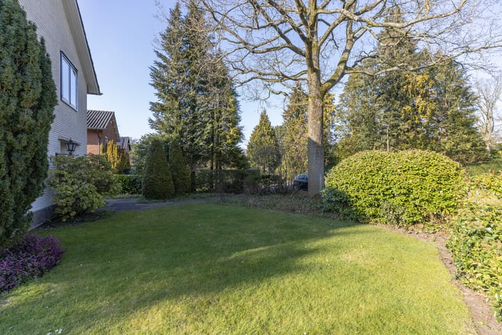 Foto 42 van Leeuweriklaan 20