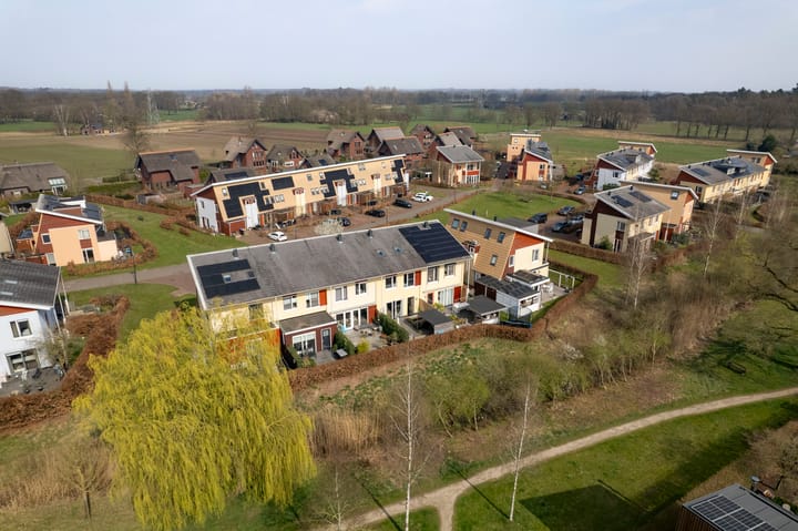 Foto 29 van Bé van den Doolstraat 17