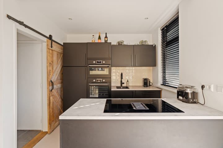 Foto 10 van van Galenstraat 5