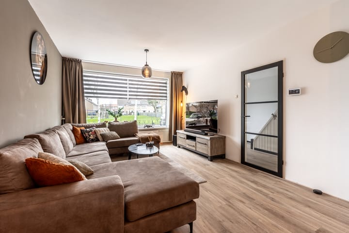 Foto 2 van F v Borselenweg 27