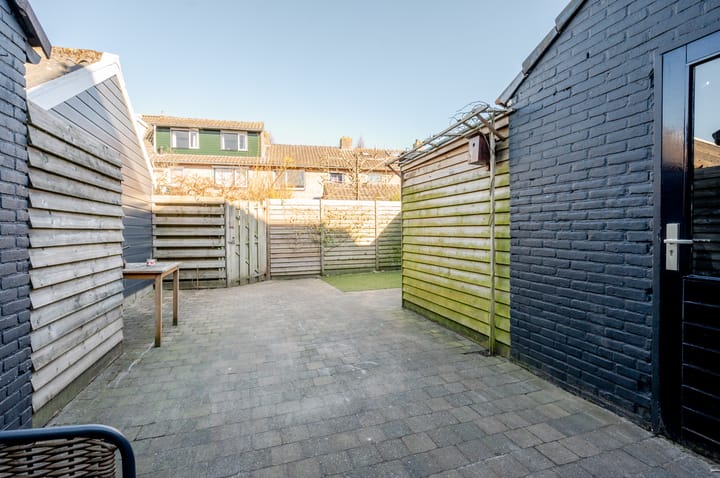 Photo 24 of van Gulickstraat 8