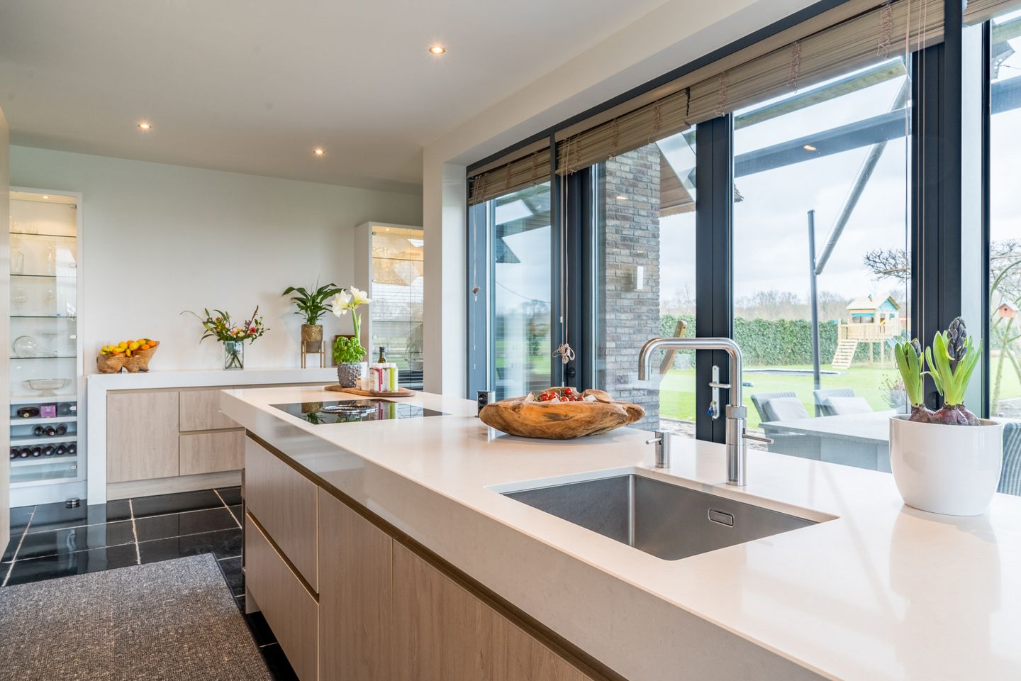 Foto 14 van Molenstraat 6