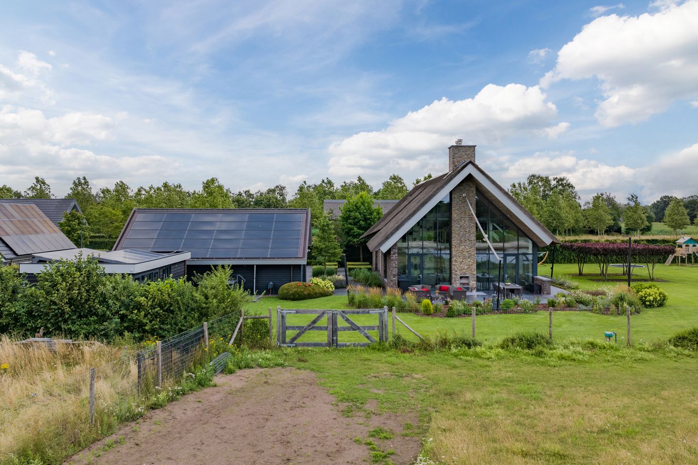 Foto 49 van Molenstraat 6