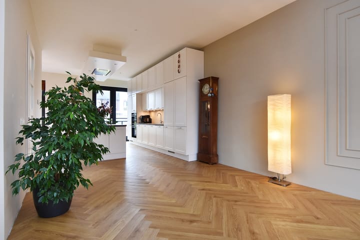 Foto 16 van Thomas Mannsingel 158