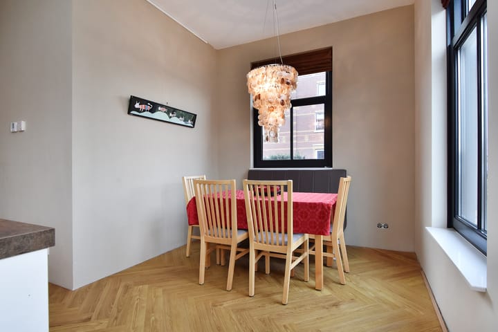 Foto 19 van Thomas Mannsingel 158