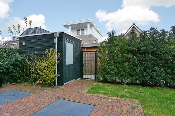 Foto 22 van Thomas Mannsingel 158