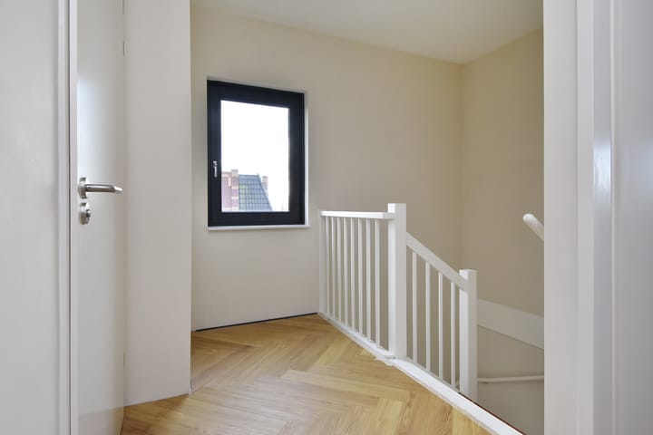 Foto 36 van Thomas Mannsingel 158