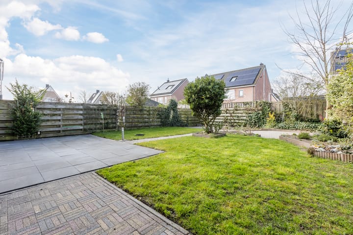 Foto 24 van Hoendervogellaan 42