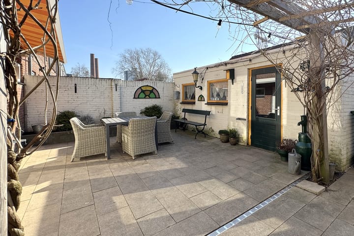 Foto 42 van Doctor Ariënslaan 159