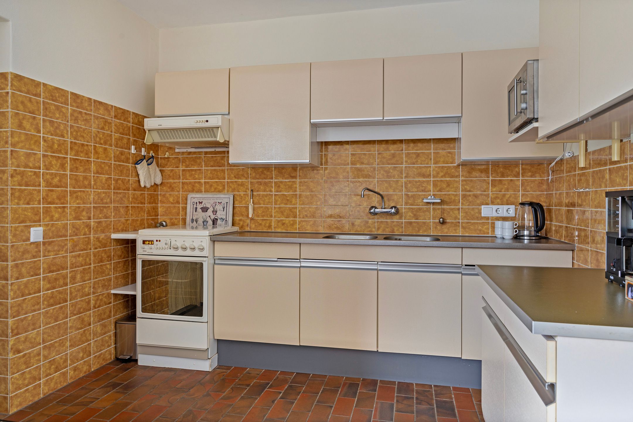 Photo 15 of Theo van Loonstraat 23