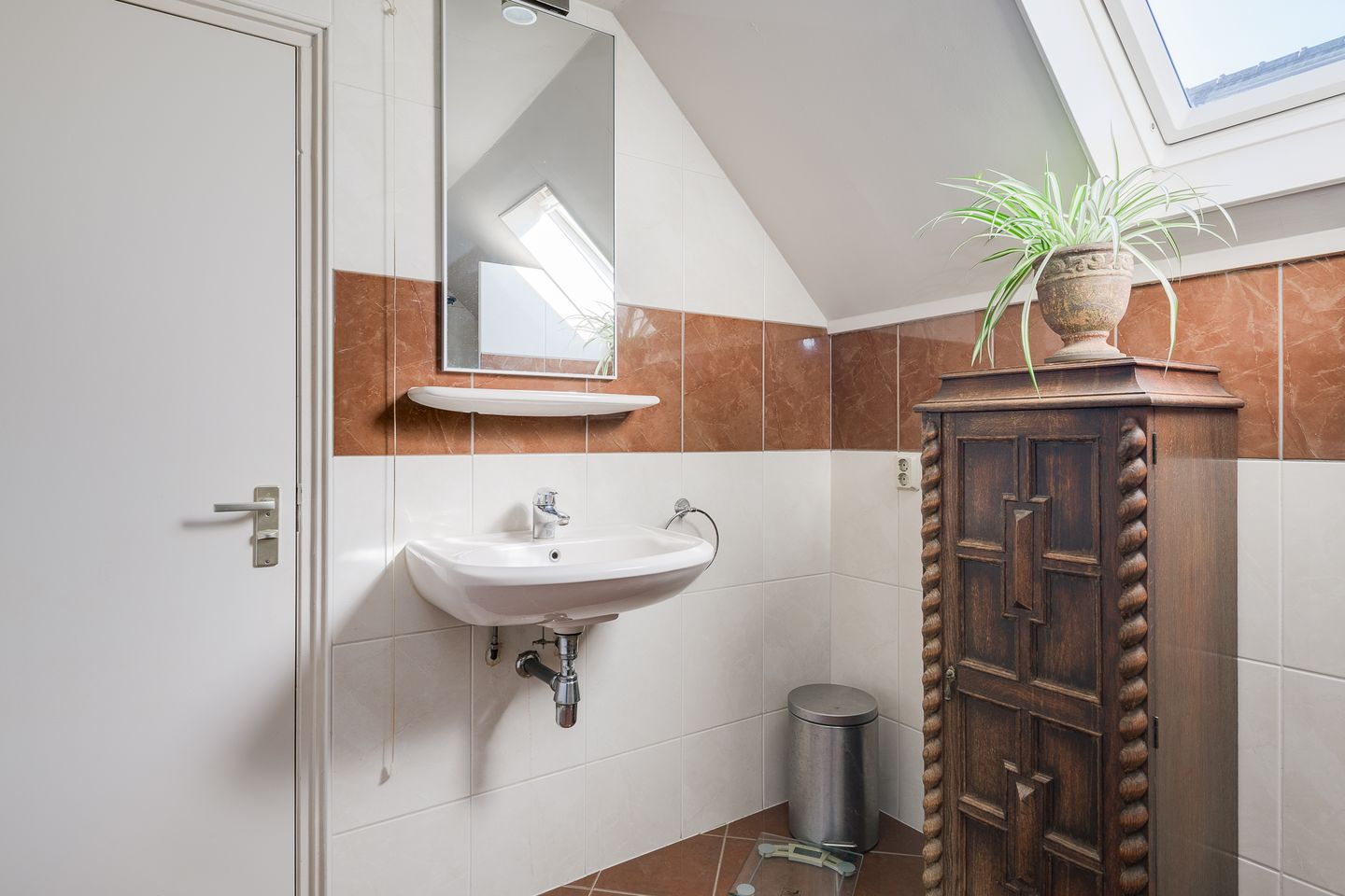 Foto 34 van Leliestraat 24