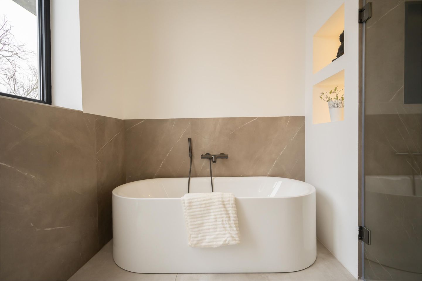 Foto 35 van Willem Buytewechstraat 127-A02