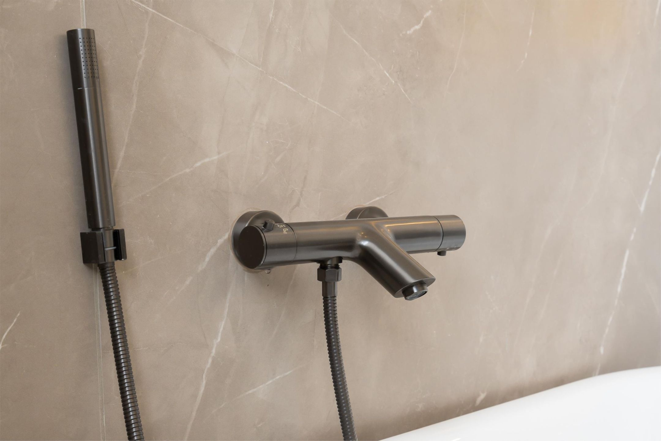 Foto 36 van Willem Buytewechstraat 127-A02