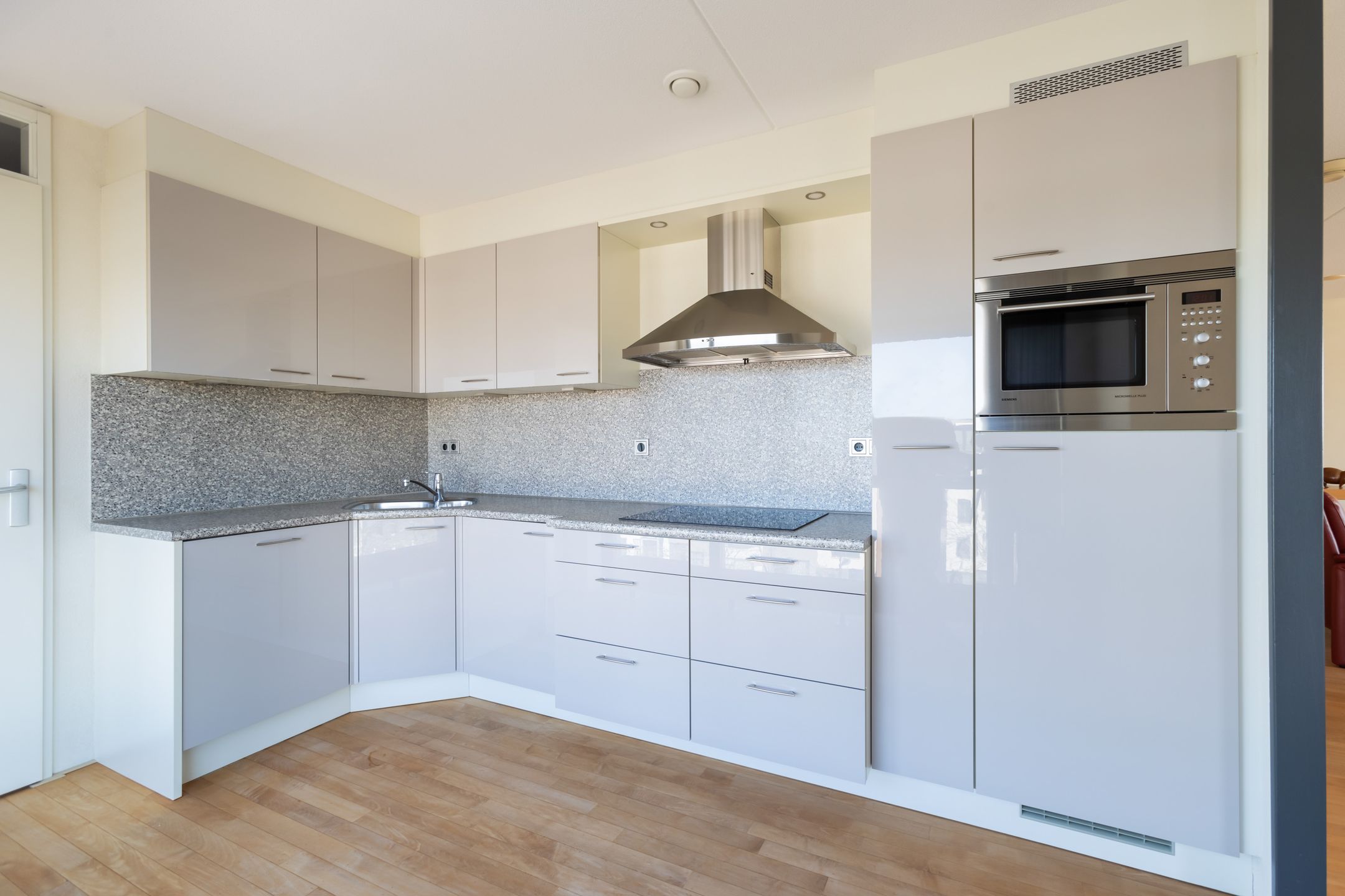 Foto 18 van Avenue Carnisse 157