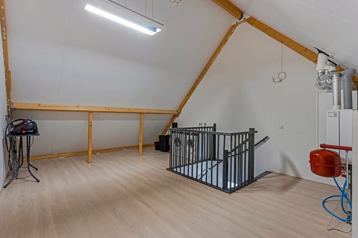 Foto 24 van Keizersmantel 9