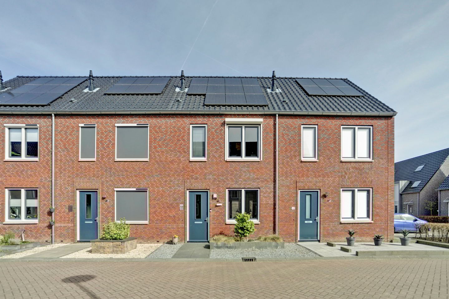 Foto 1 van Burg. Moonshof 13