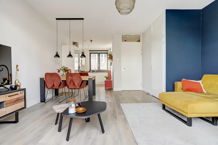 Foto 10 van Burg. Moonshof 13