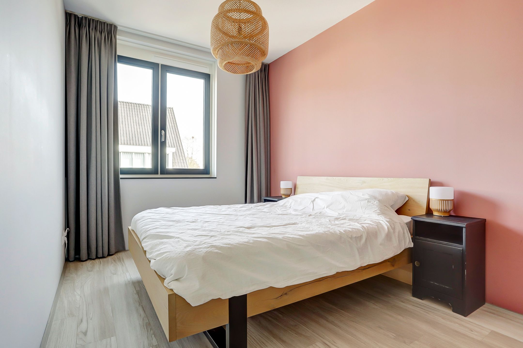 Foto 3 van Burg. Moonshof 13