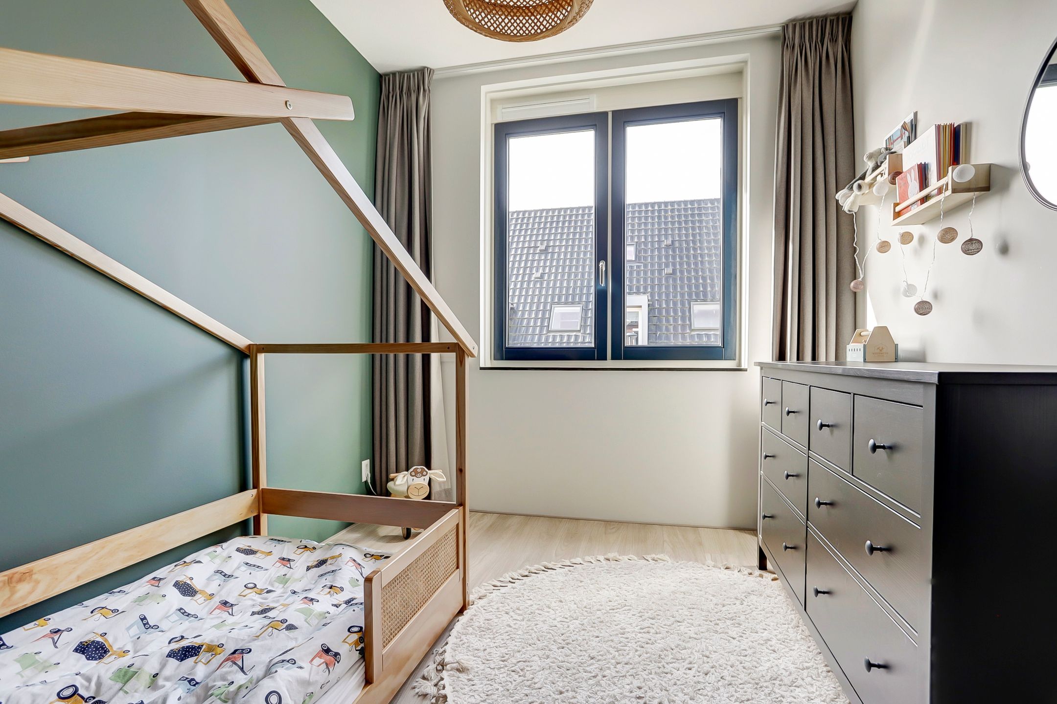 Foto 18 van Burg. Moonshof 13