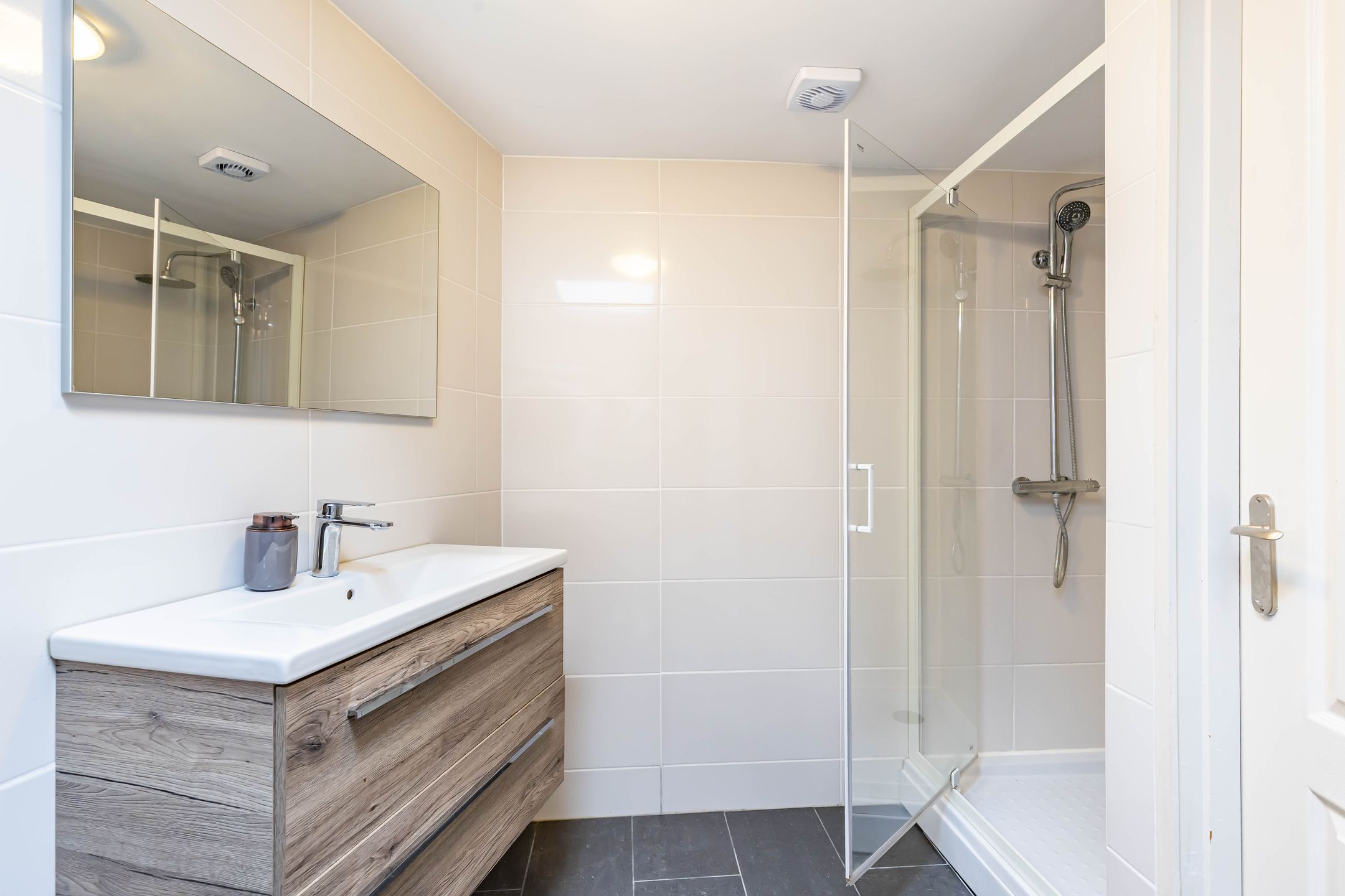 Foto 36 van Ferdinand Bolstraat 38