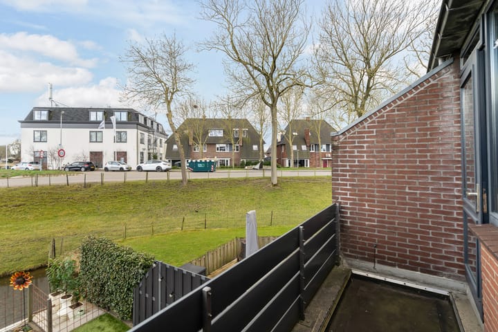 Foto 25 van De Esdoorn 30