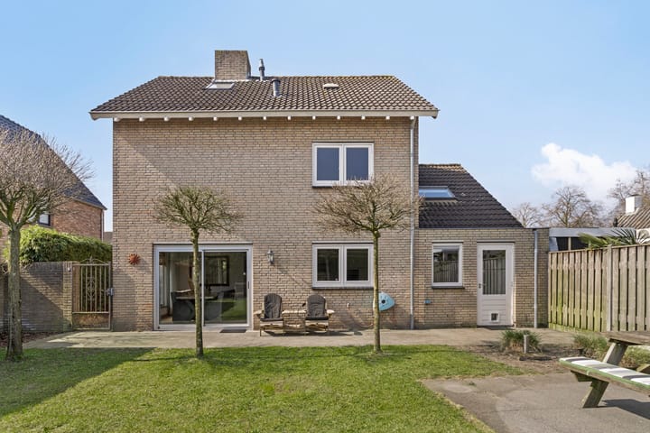 Photo 35 of Crispijnstraat 17