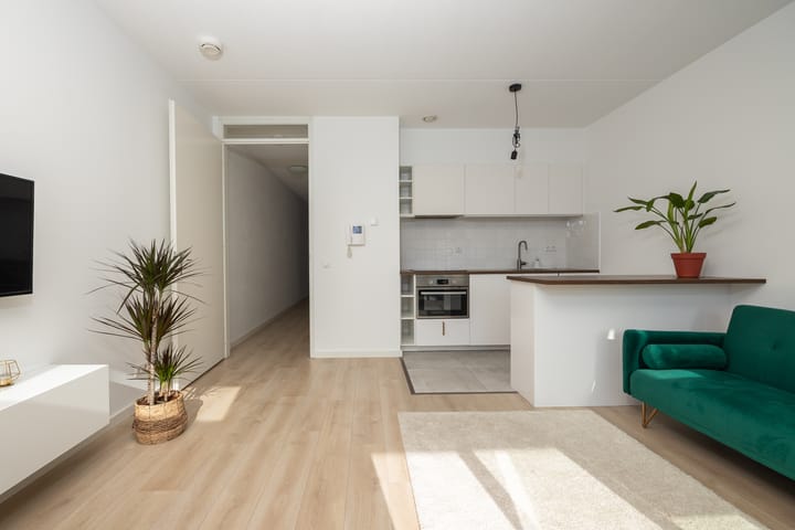 Foto 7 van Middenweg 255-U