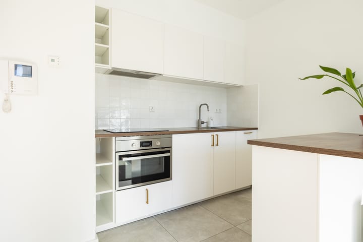 Foto 9 van Middenweg 255-U