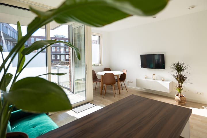 Foto 11 van Middenweg 255-U