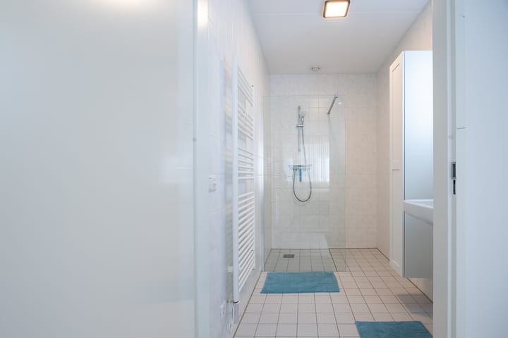 Foto 20 van Middenweg 255-U